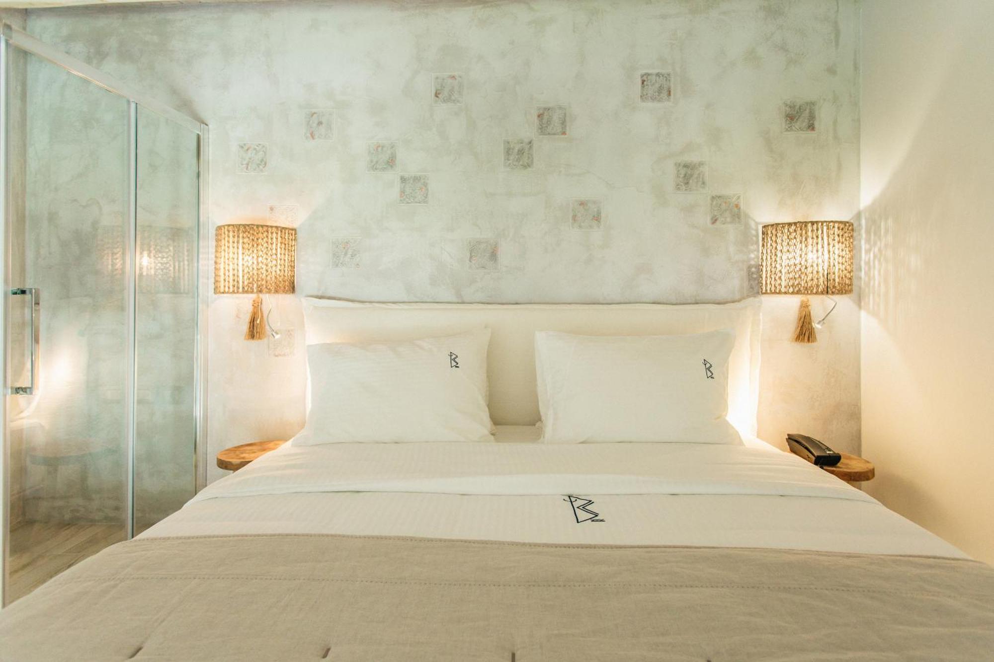 Blue Carpet Luxury Suites Pefkochori Exterior photo